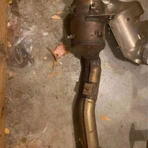 Q50 2.0t 2017 Stock Downpipe Catolitic Converter.