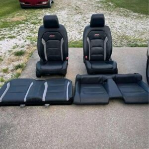 Leather seats from a 2020 Camaro 2SS with only 20k miles. Comes with the heating and cooled seats features built into the seats. All airbags intact. They still look brand new.   willing to ship and pick up Available!!!.