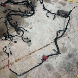 2005 ford mustang gt 5 speed engine harnes.