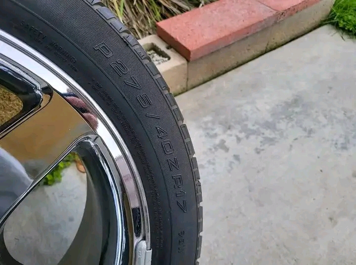 1735948340126