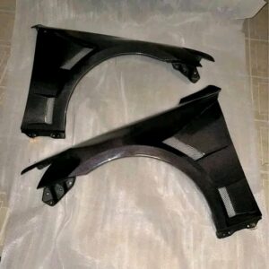 Brand new set of Seibon carbon fenders for 2014-2020 Lexus 250 300 and 350
