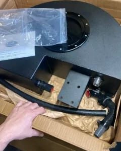 CTSV2 T have a pnr 10gallon 16AN trunk tank for sedan.