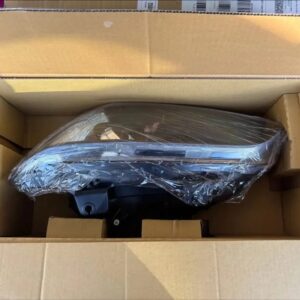 Pontiac G8 OEM Replacement Headlight Pair (TYC).